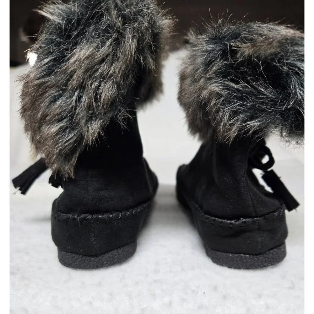 Steve Madden Girl Finnn Black Faux Fur-Lined‎ Moccasin Slippers Size 5M